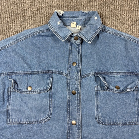Elan Shirt Women's S Rock & Roll Distressed Denim Oversized Shacket Casual - Picture 2 of 7